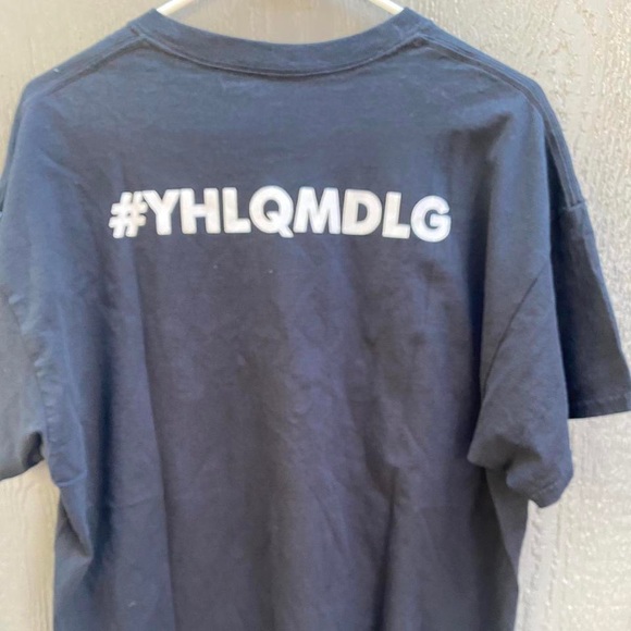 Bad bunny graphic logo t shirt XL. - Picture 3 of 3